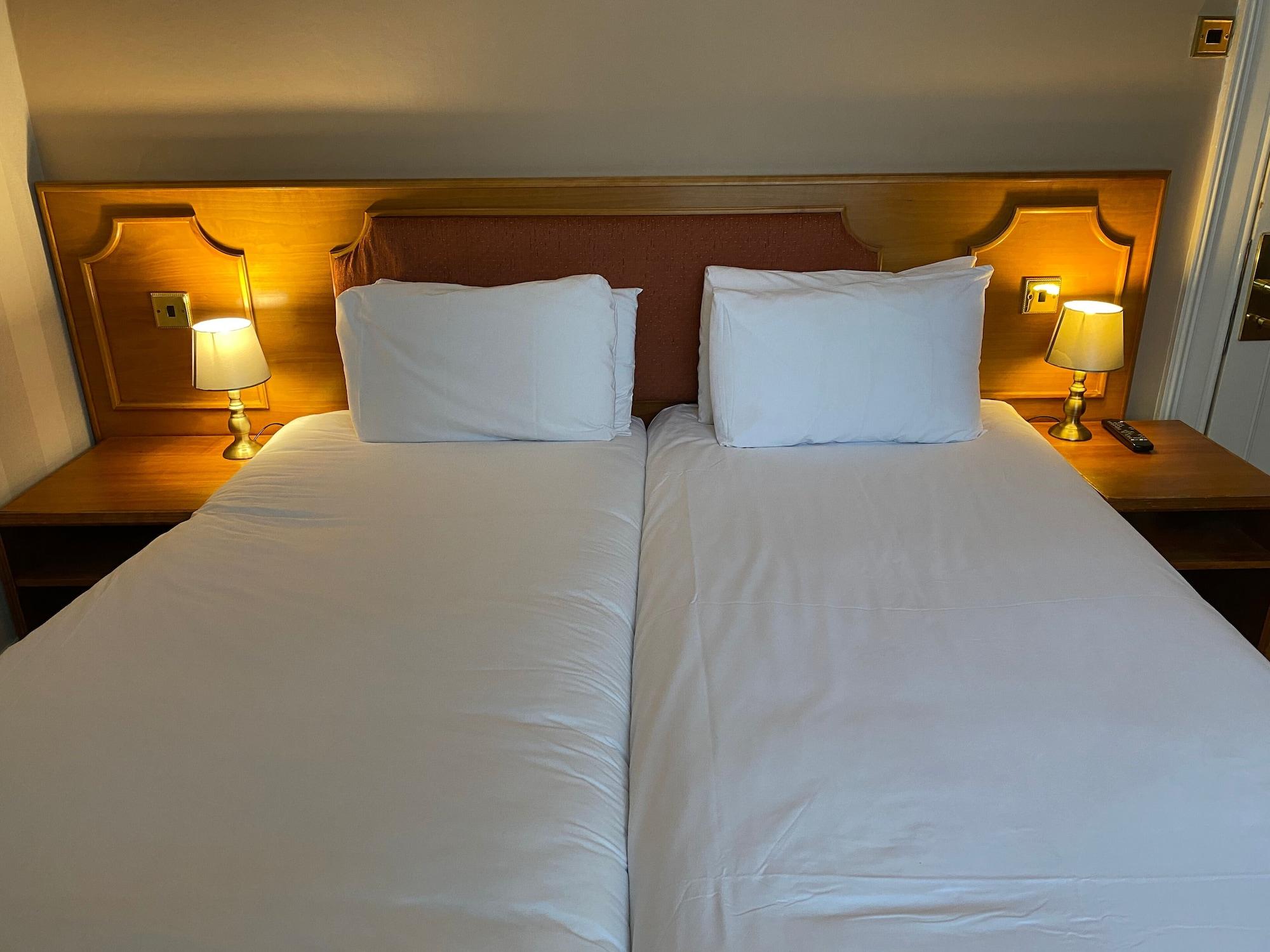 Brook Mollington Banastre Hotel & Spa Chester Exteriör bild