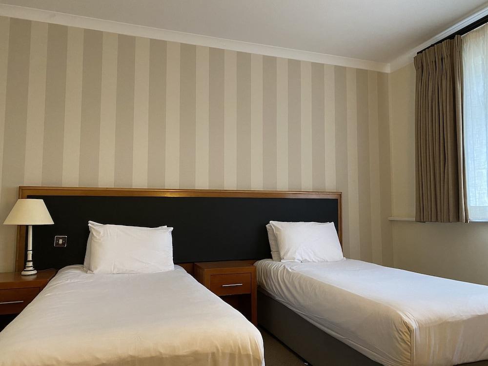 Brook Mollington Banastre Hotel & Spa Chester Exteriör bild
